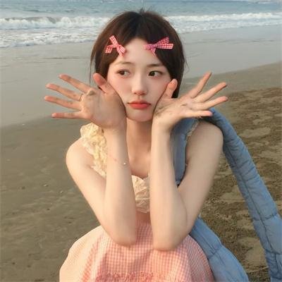 女管家